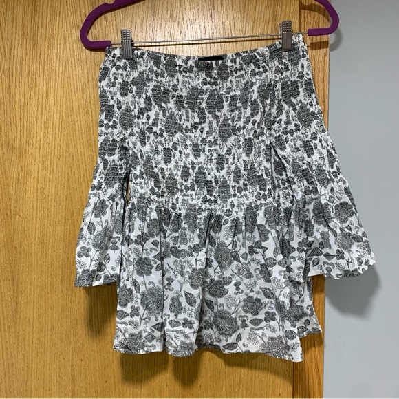 Ivanka Trump Off The Shoulder Floral Pattern Blouse - Size Medium - Picture 1 of 5